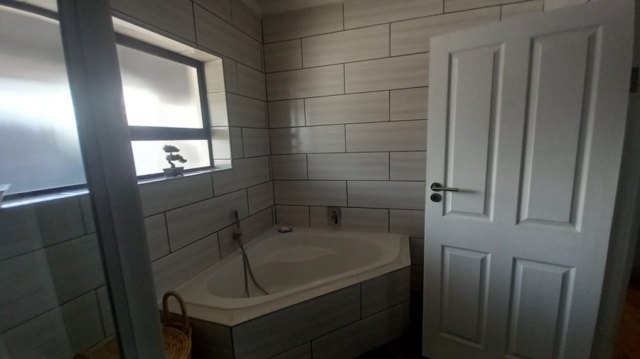 2 Bedroom Property for Sale in Vredenburg Western Cape